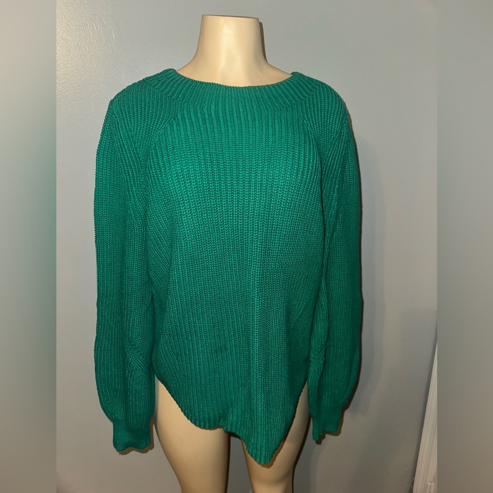 GAP green sweater